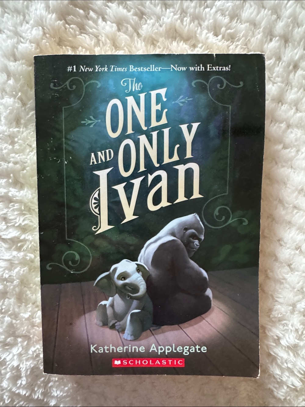 📚 The One and Only Ivan by Katherine Applegate – Gently Used Paperback